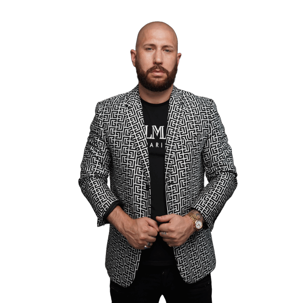 Stevey G SMP is a scalp micropigmentation expert